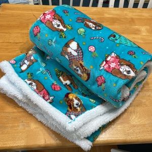 LAST ONE!! Pioneer Woman Velvet Plush Christmas Dog Throw Blanket